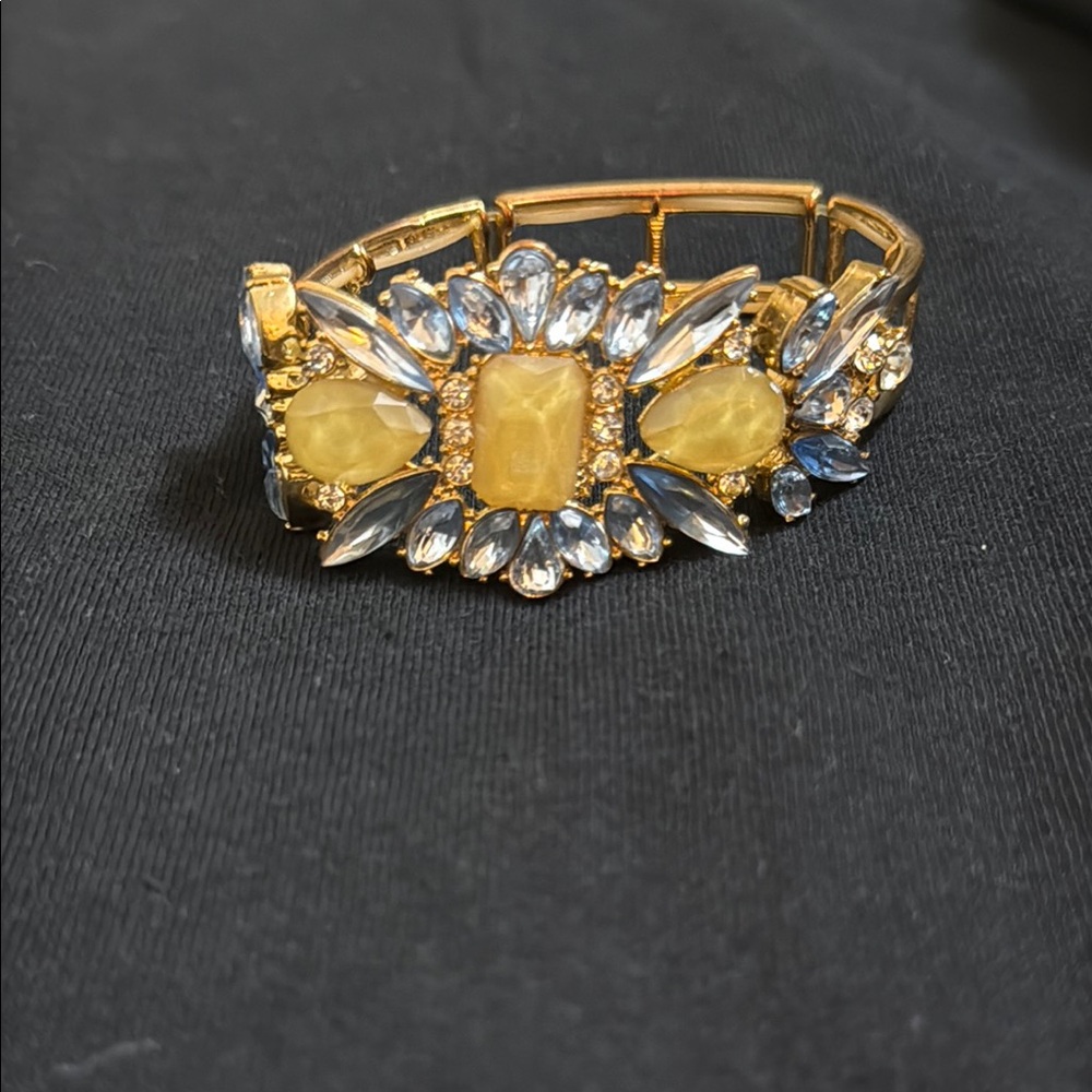 Gold and Yellow Vintage-Style Bracelet with Cabochon Stones